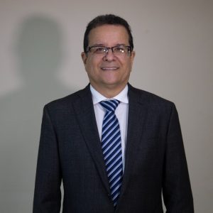 Foto de Dr. José Roberto Pereira Santos